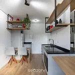 Lindo Apartamento Funcional Em Curitiba Nfe1544